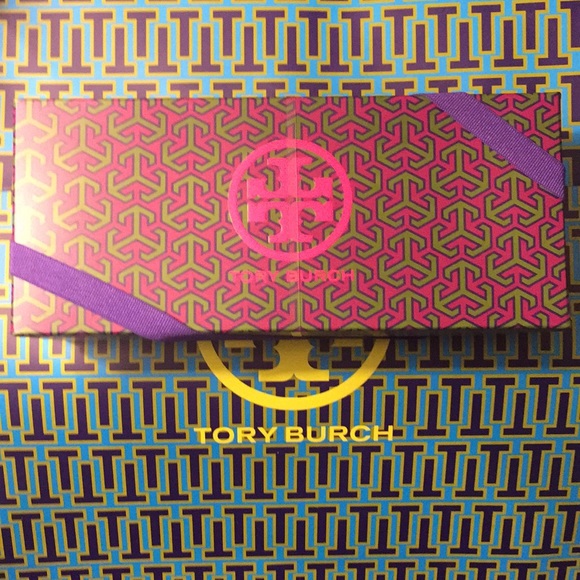 TORY BURCH - PRINTED FLIP-FLOP (NWT) - Picture 11 of 11